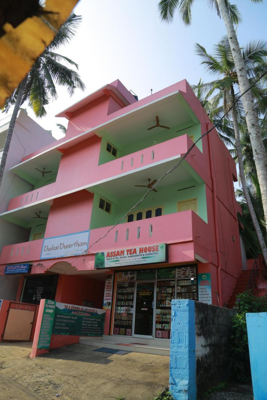Shirleys Beach Hotel Kovalam Extérieur photo