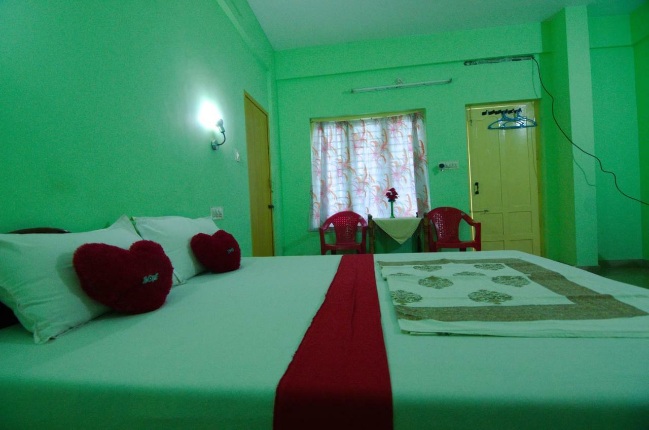 Shirleys Beach Hotel Kovalam Extérieur photo